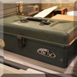 T08. Old Pal tackle box.